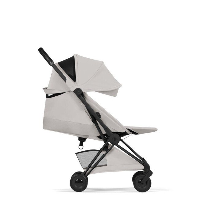COŸA Style 2026  Poussette ultracompacte  Châssis Matt Black  CYBEX