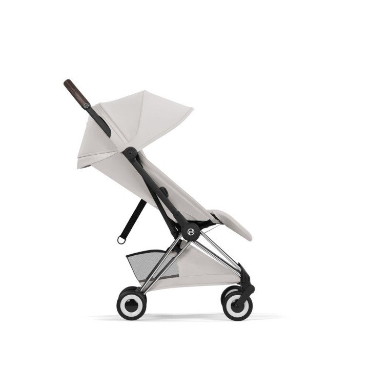 COŸA Style 2026  Poussette ultracompacte  Châssis Chrome  CYBEX